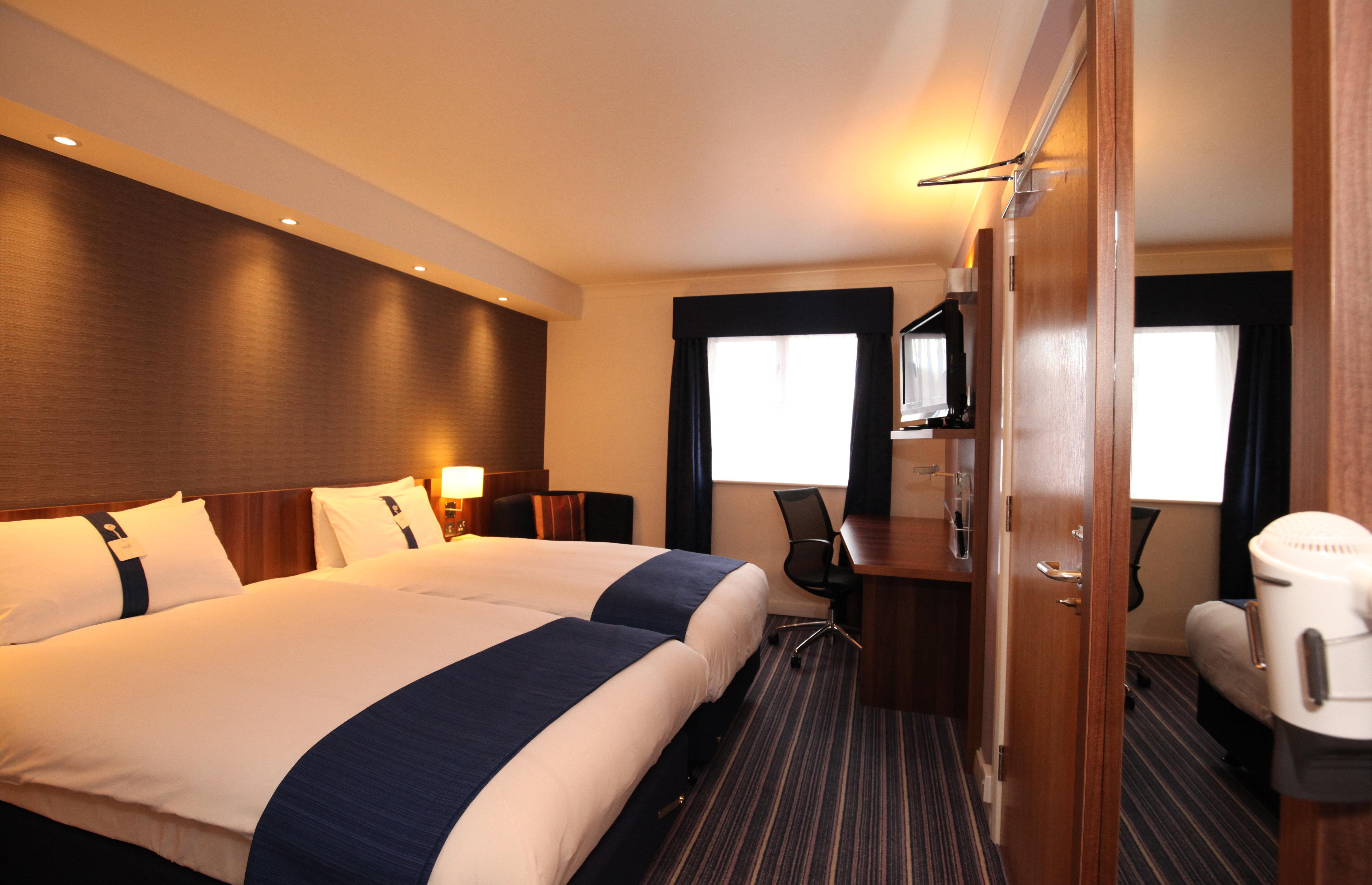Express London Gatwick Crawley, An Ihg 3*