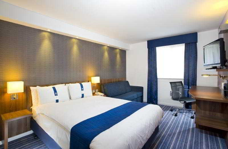Hotel Express London Gatwick Crawley, An Ihg 3*