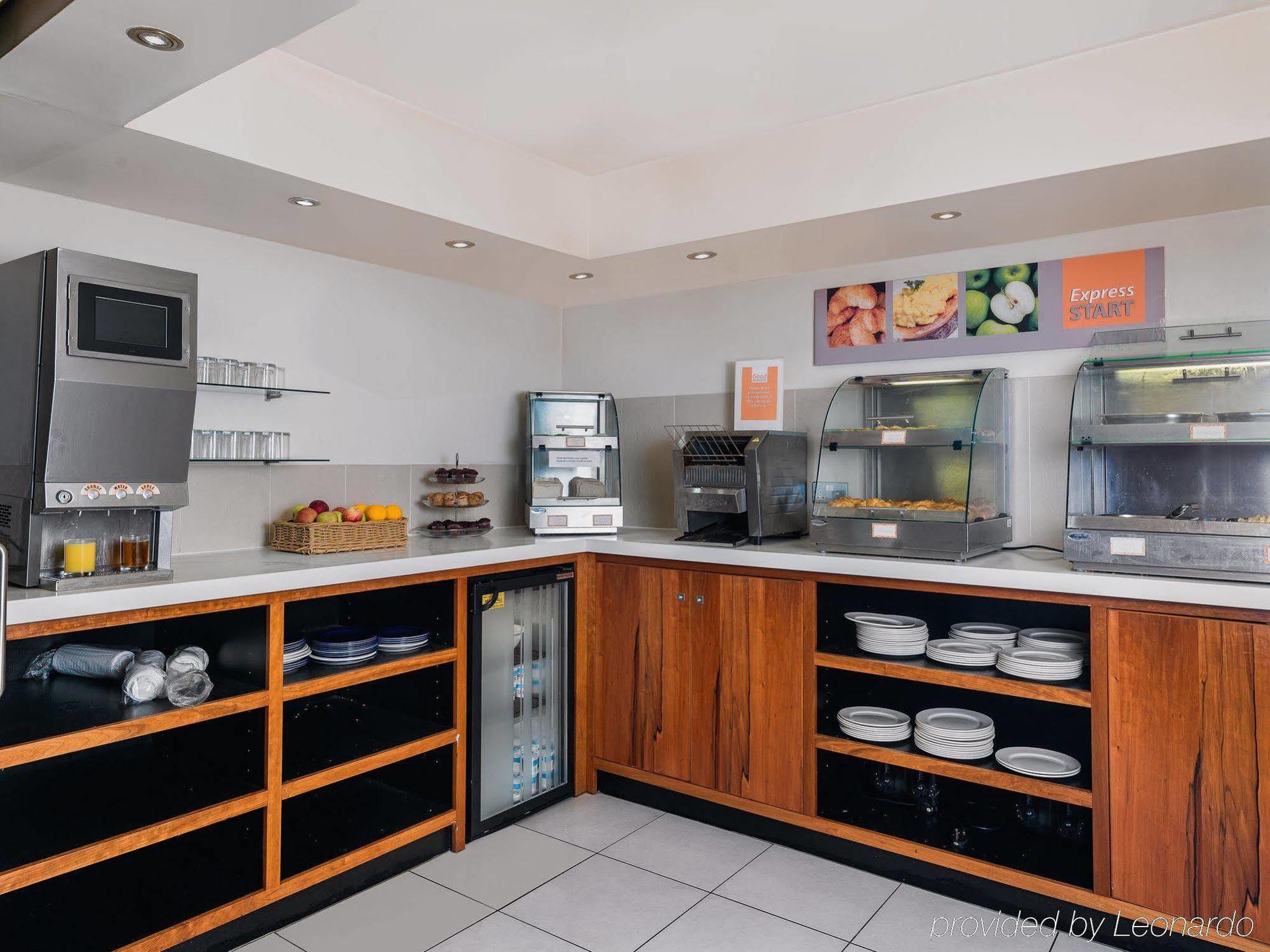 Express London Gatwick Crawley, An Ihg Hotel Crawley (West Sussex)